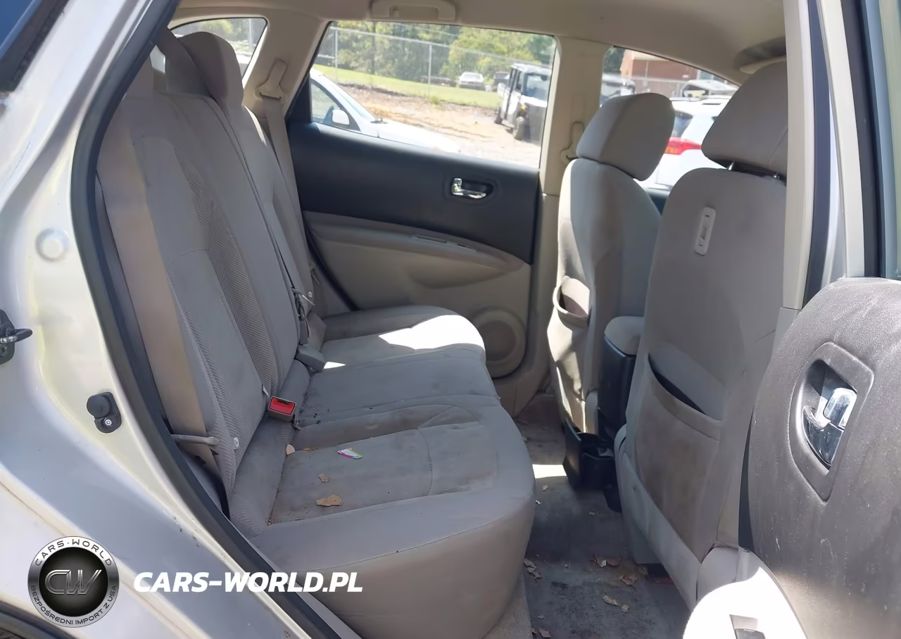 2015 Nissan Rogue Select S VIN:JN8AS5MVOFW262337 - 8