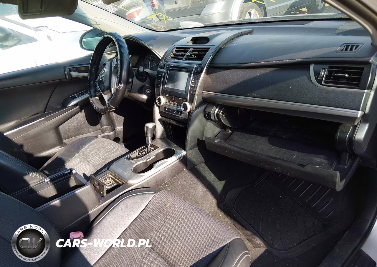2014 Toyota Camry Se VIN:4T1BF1FK4EU446184 - 5