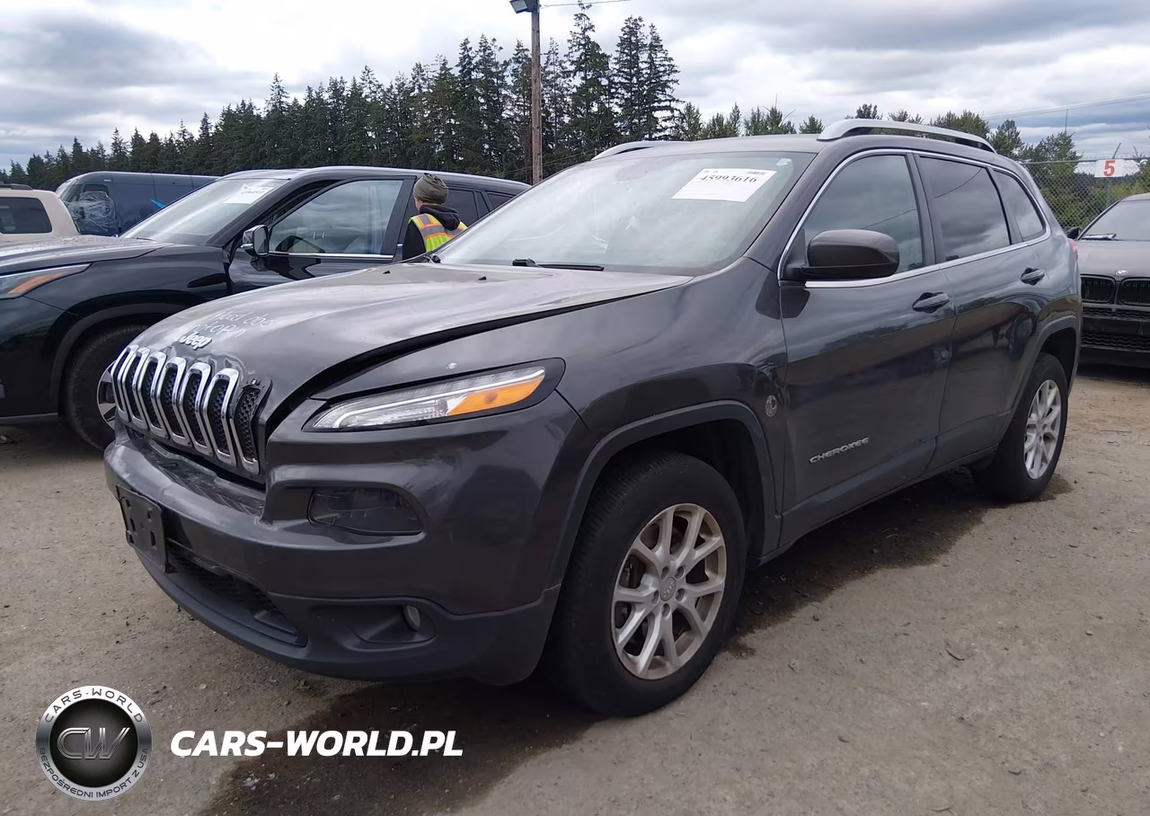 2017 Jeep Cherokee Latitude 4X4 VIN:1C4PJMCB5HW659832 - 2