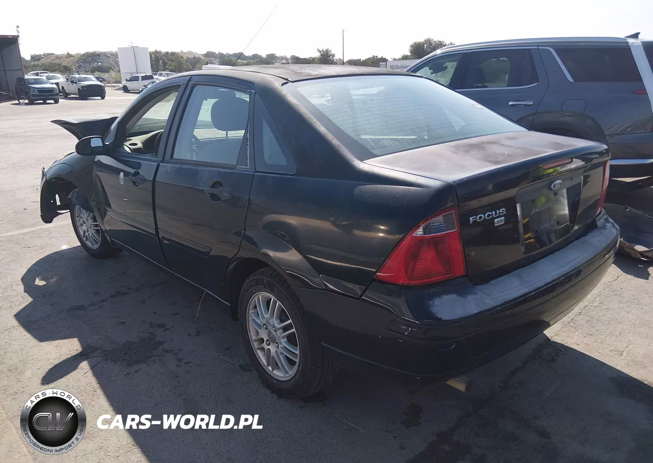 2007 Ford Focus S-Se-Ses VIN:1FAFP34N87W258924 - 3