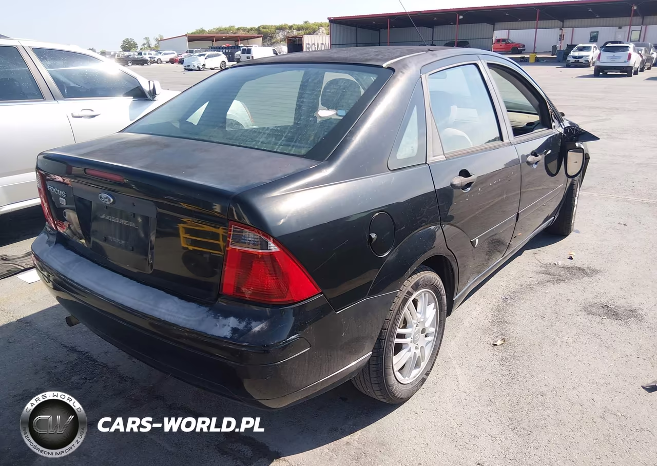 2007 Ford Focus S-Se-Ses VIN:1FAFP34N87W258924 - 4