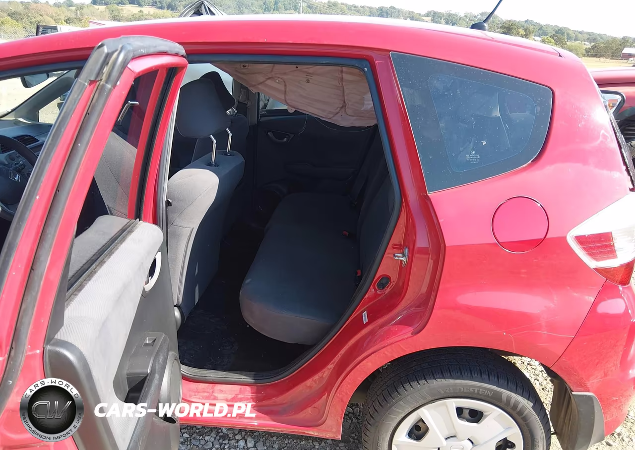 2013 Honda Fit VIN:JHMGE8H36DC055522 - 8