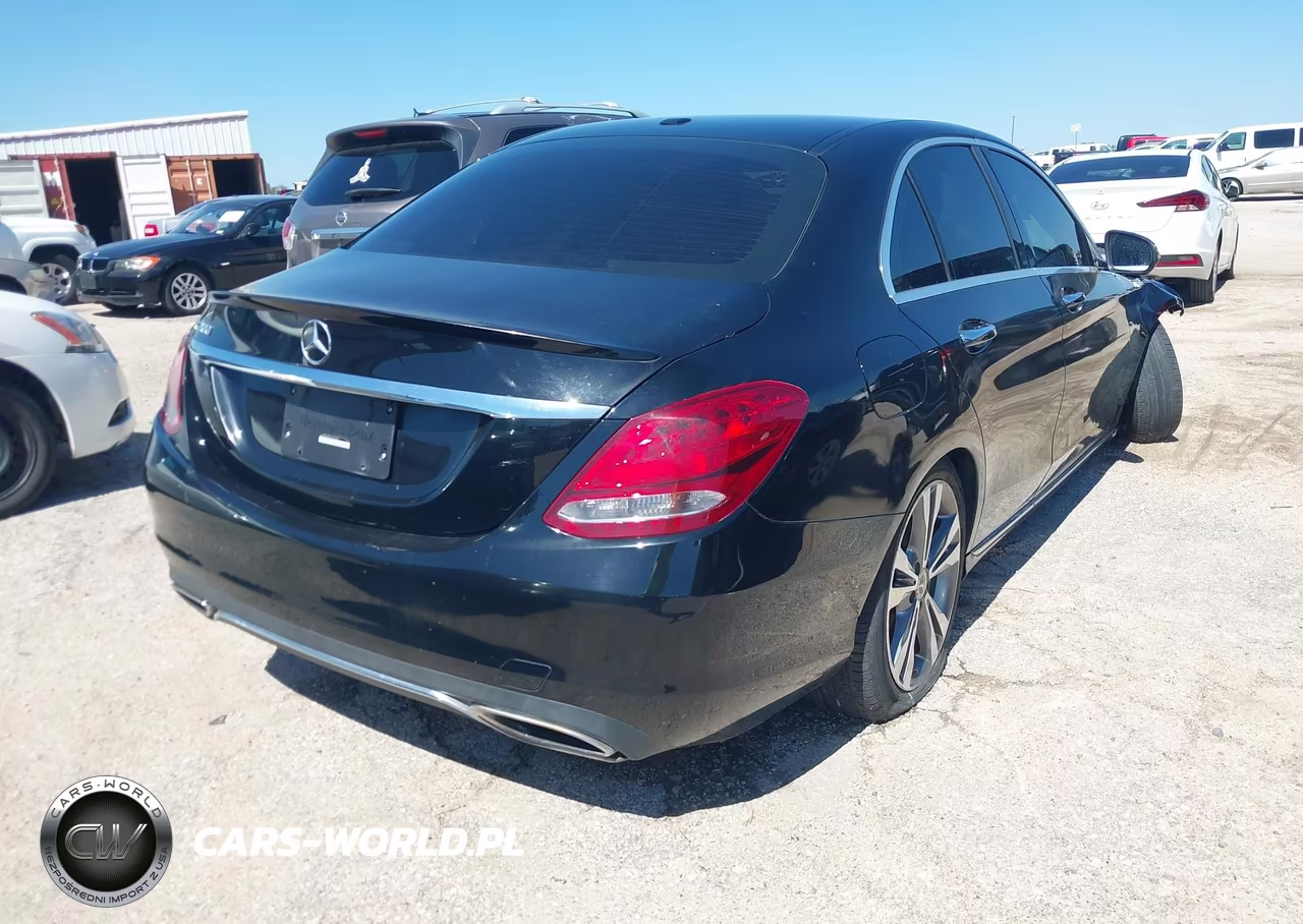 MERCEDES-BENZ C 300 VIN:55SWF4JB6JU246374 - 4