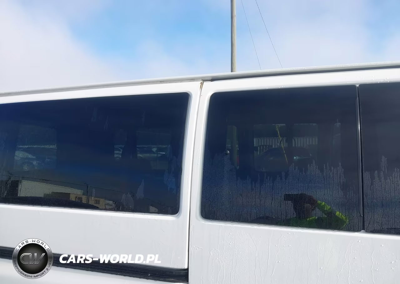 2019 Chevrolet Express 3500 Lt VIN:1GAZGPFG7K1238188 - 17