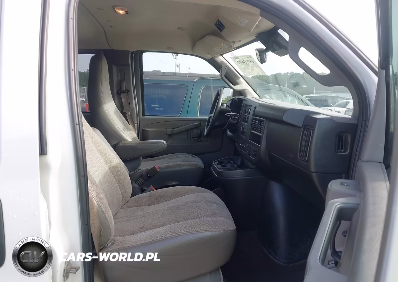 2019 Chevrolet Express 3500 Lt VIN:1GAZGPFG7K1238188 - 5