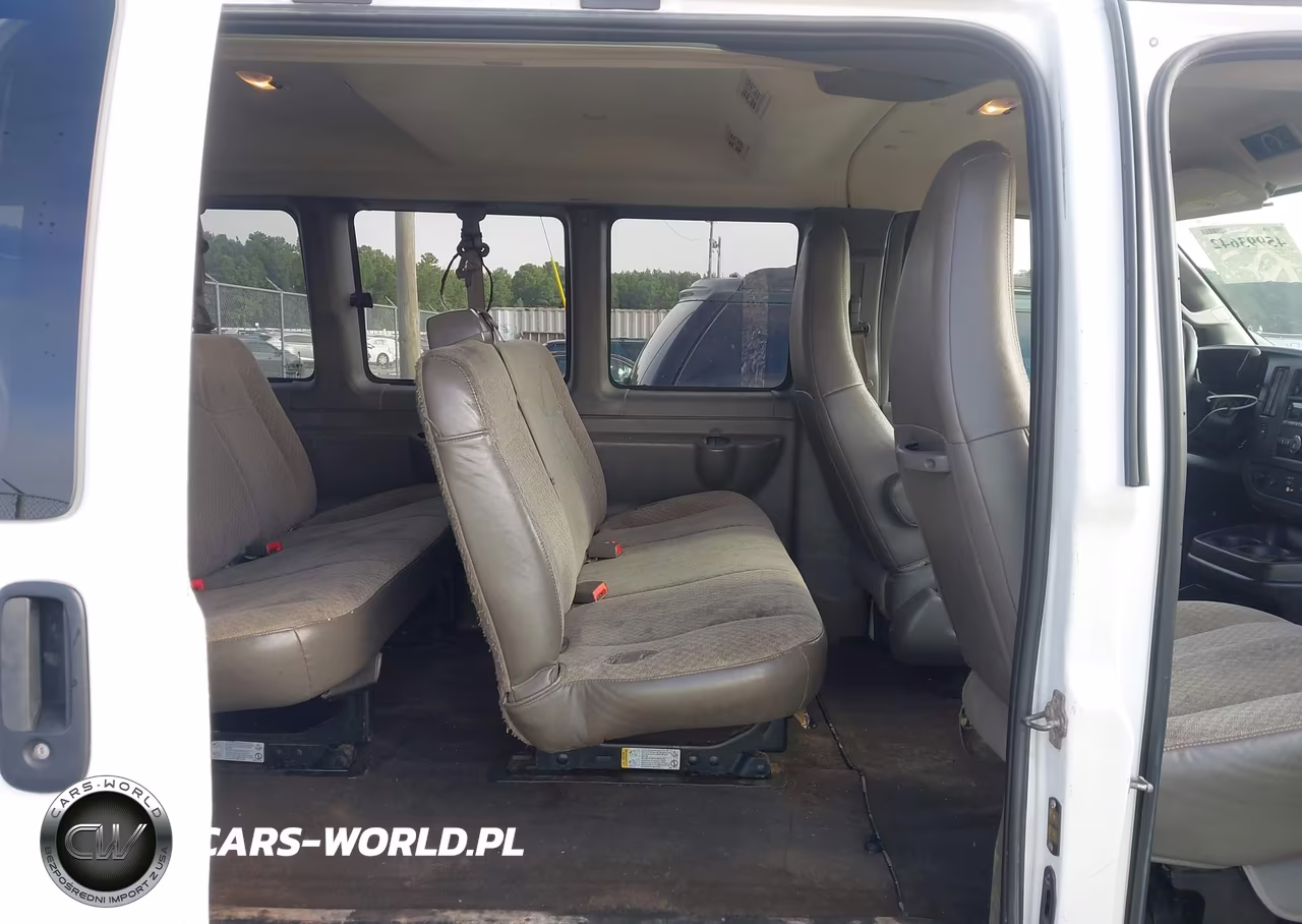 2019 Chevrolet Express 3500 Lt VIN:1GAZGPFG7K1238188 - 8