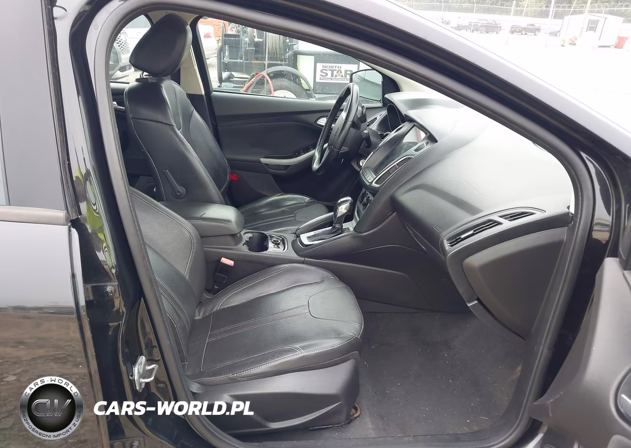 2013 Ford Focus Se VIN:1FADP3F28DL169975 - 5