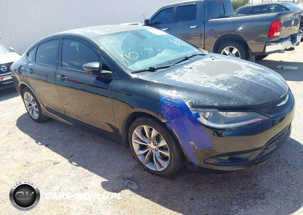2015 Chrysler 200 S VIN:1C3CCCBB2FN585555 - 1