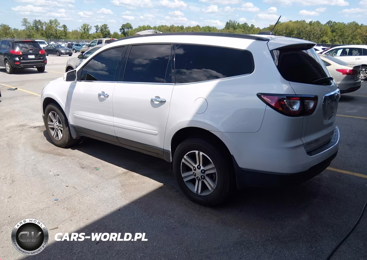 2017 Chevrolet Traverse 2Lt VIN:1GNKRHKD3HJ156592 - 3