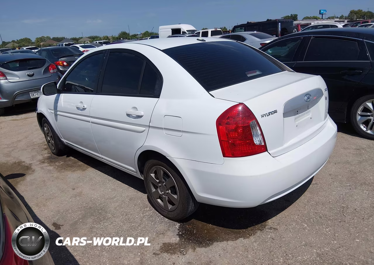 2011 Hyundai Accent Gls VIN:KMHCN4AC9BU604930 - 3