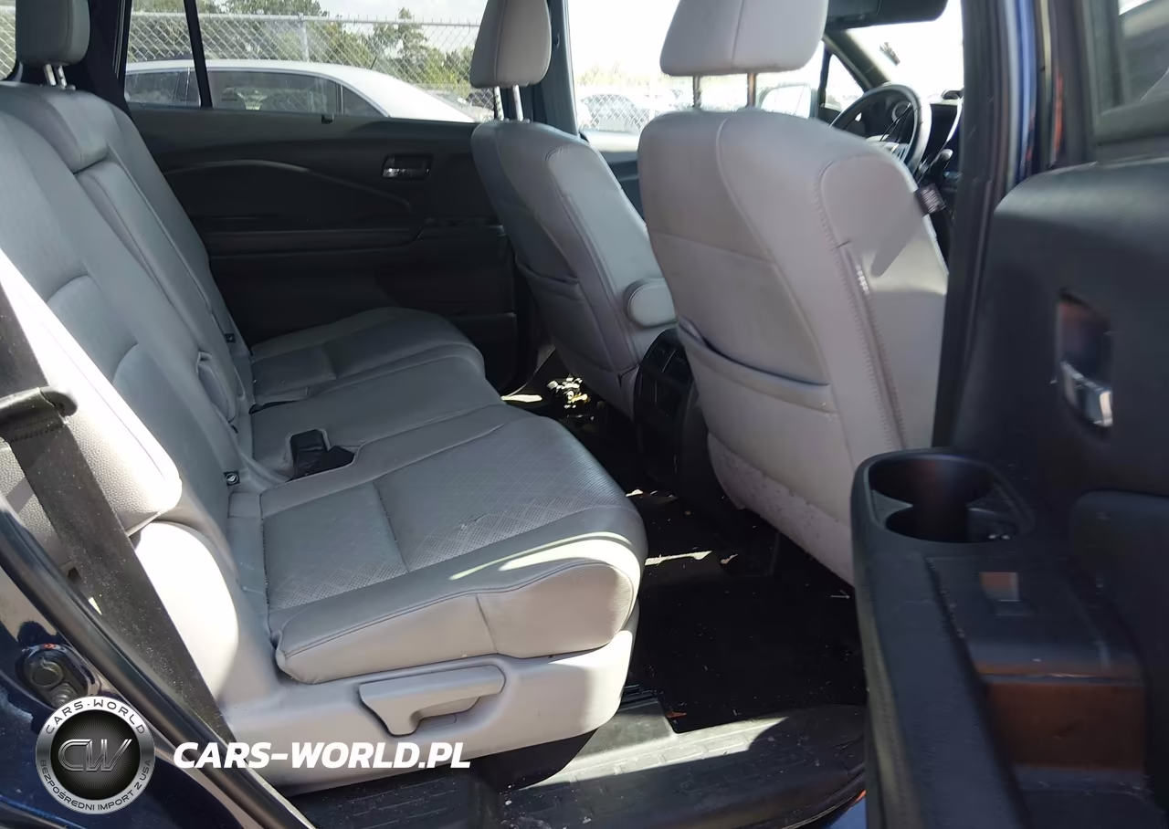 2019 Honda Passport Ex-L VIN:5FNYF7H52KB002444 - 8