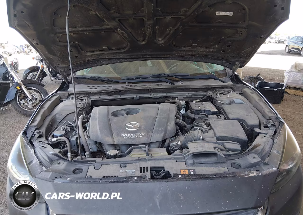2018 Mazda Mazda3 Touring VIN:3MZBN1L30JM226346 - 10