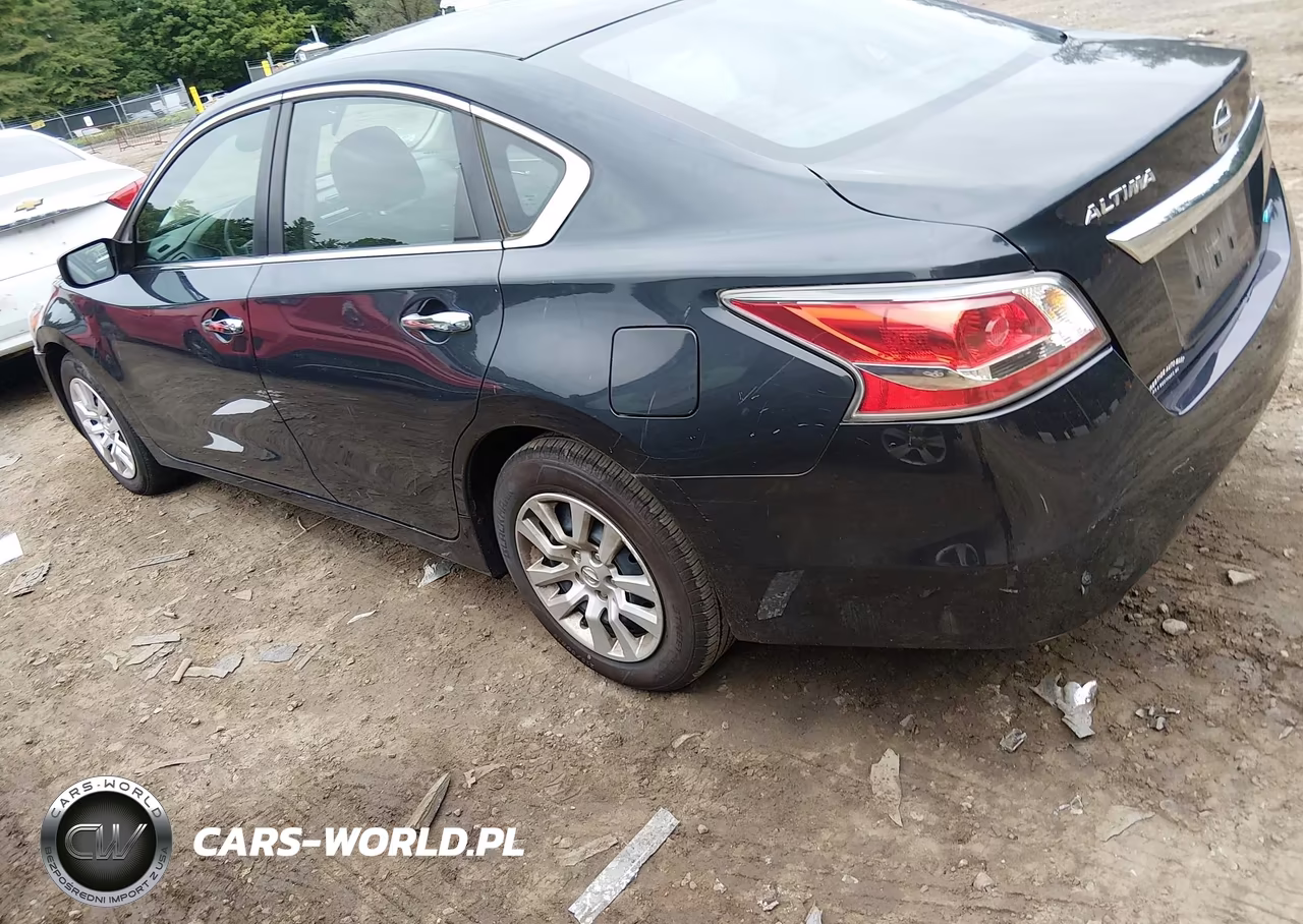 2014 Nissan Altima 2.5 S VIN:1N4AL3AP9EC151777 - 3