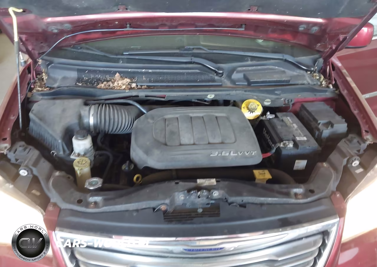 2016 Chrysler Town & Country Touring VIN:2C4RC1BGXGR300062 - 10