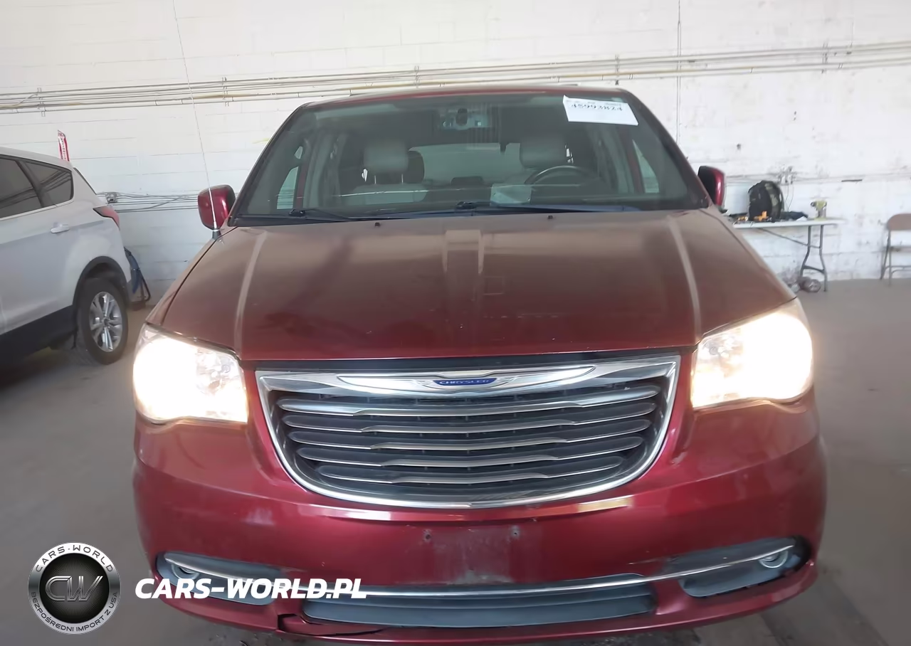 2016 Chrysler Town & Country Touring VIN:2C4RC1BGXGR300062 - 12