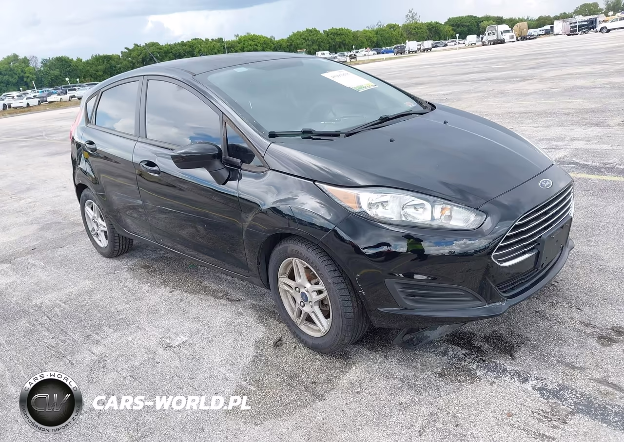 2018 Ford Fiesta Se VIN:3FADP4EJXJM135173 - 1