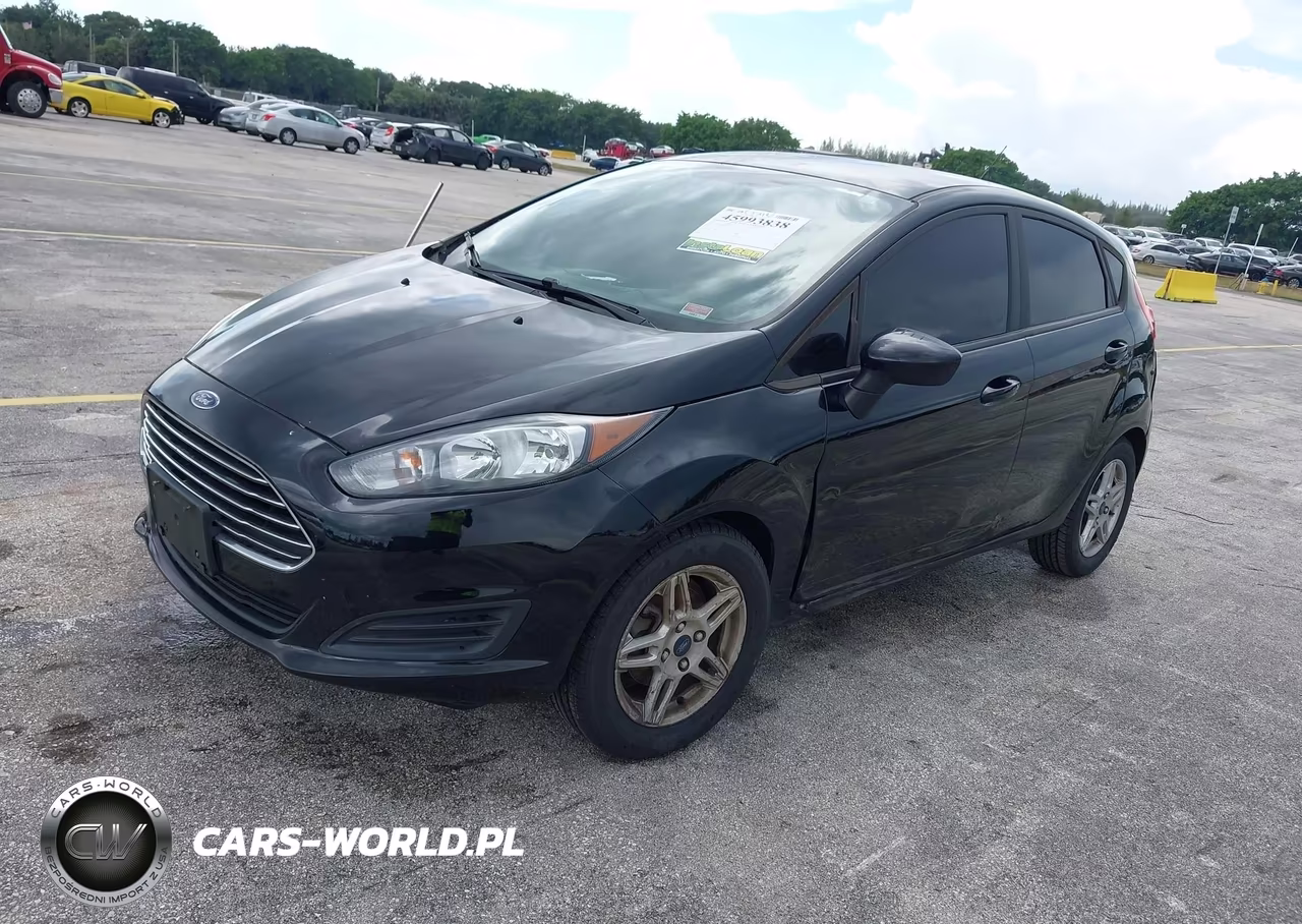 2018 Ford Fiesta Se VIN:3FADP4EJXJM135173 - 2