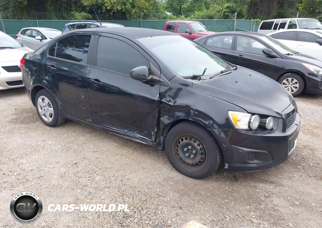 2013 Chevrolet Sonic Ls Auto – zdjęcie 1 z 16