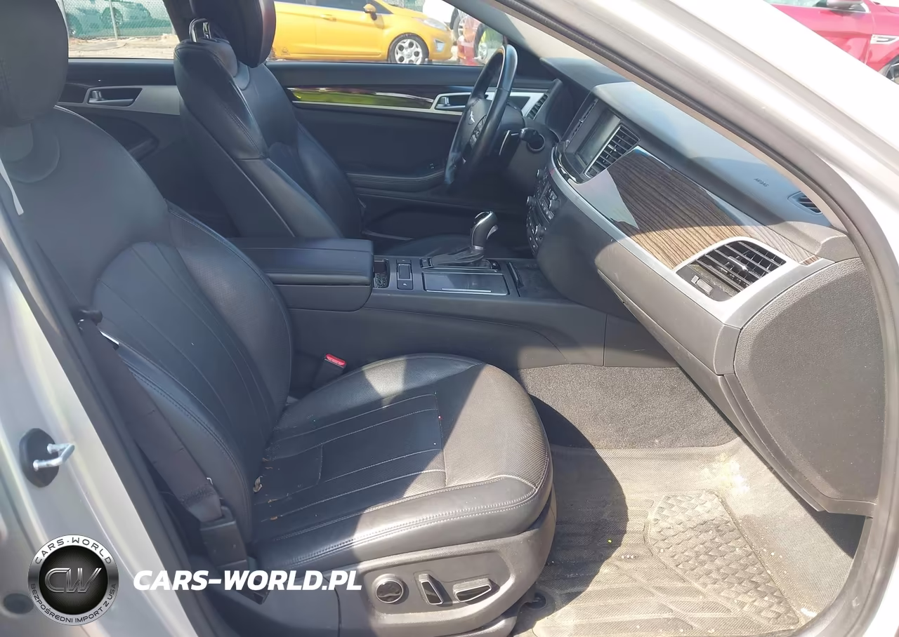 2015 Hyundai Genesis 3.8 Premium VIN:KMHGN4JE6FU025421 - 5