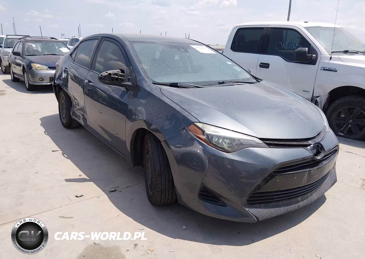 2018 TOYOTA COROLLA LE