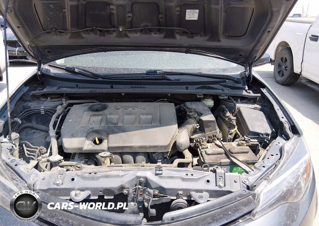 2018 TOYOTA COROLLA LE VIN:5YFBURHE4JP812734 - 10