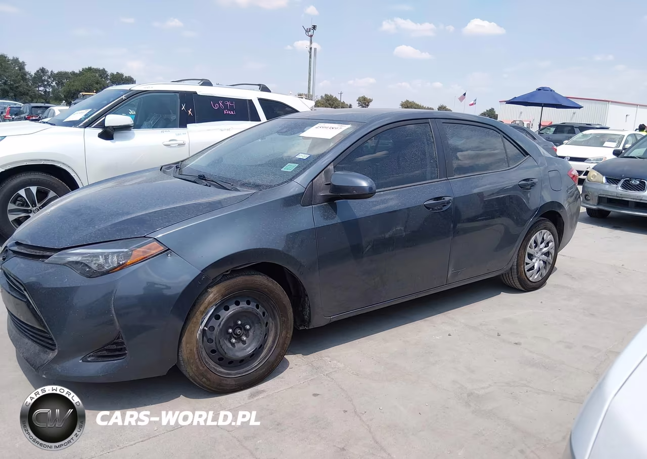 2018 TOYOTA COROLLA LE VIN:5YFBURHE4JP812734 - 15