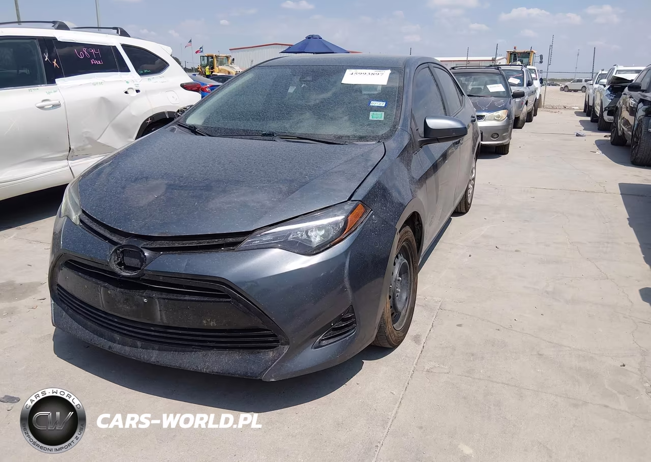 2018 TOYOTA COROLLA LE VIN:5YFBURHE4JP812734 - 2