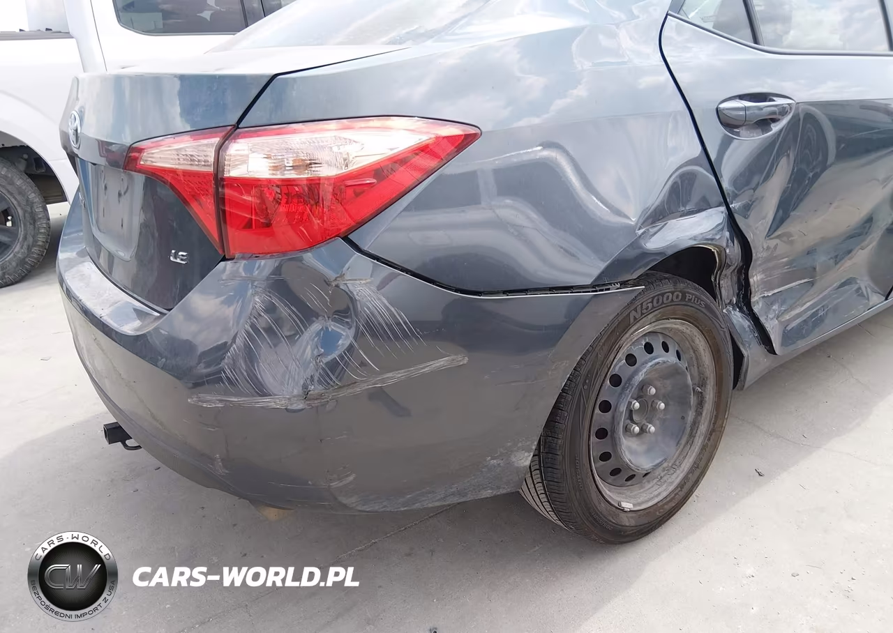2018 TOYOTA COROLLA LE VIN:5YFBURHE4JP812734 - 22