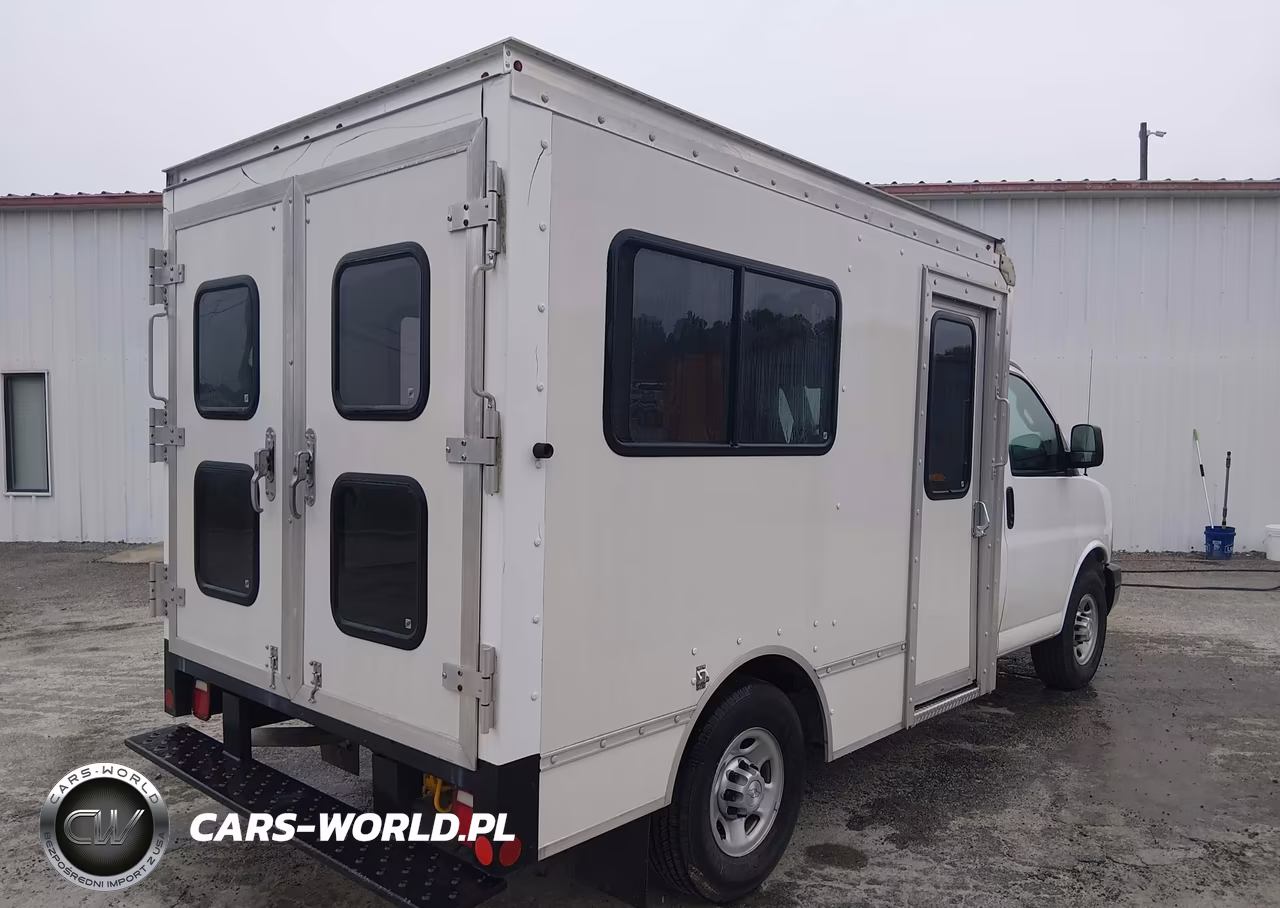 2016 Chevrolet Express Cutaway 3500 VIN:1GB0GRFG5G1318287 - 4