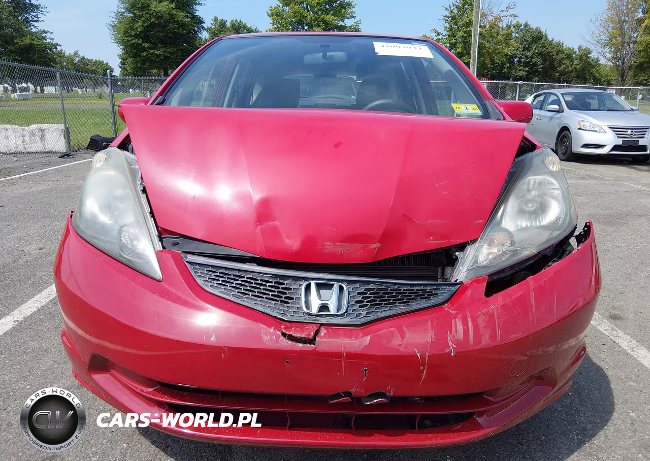 2013 Honda Fit VIN:JHMGE8H32DC000209 - 12