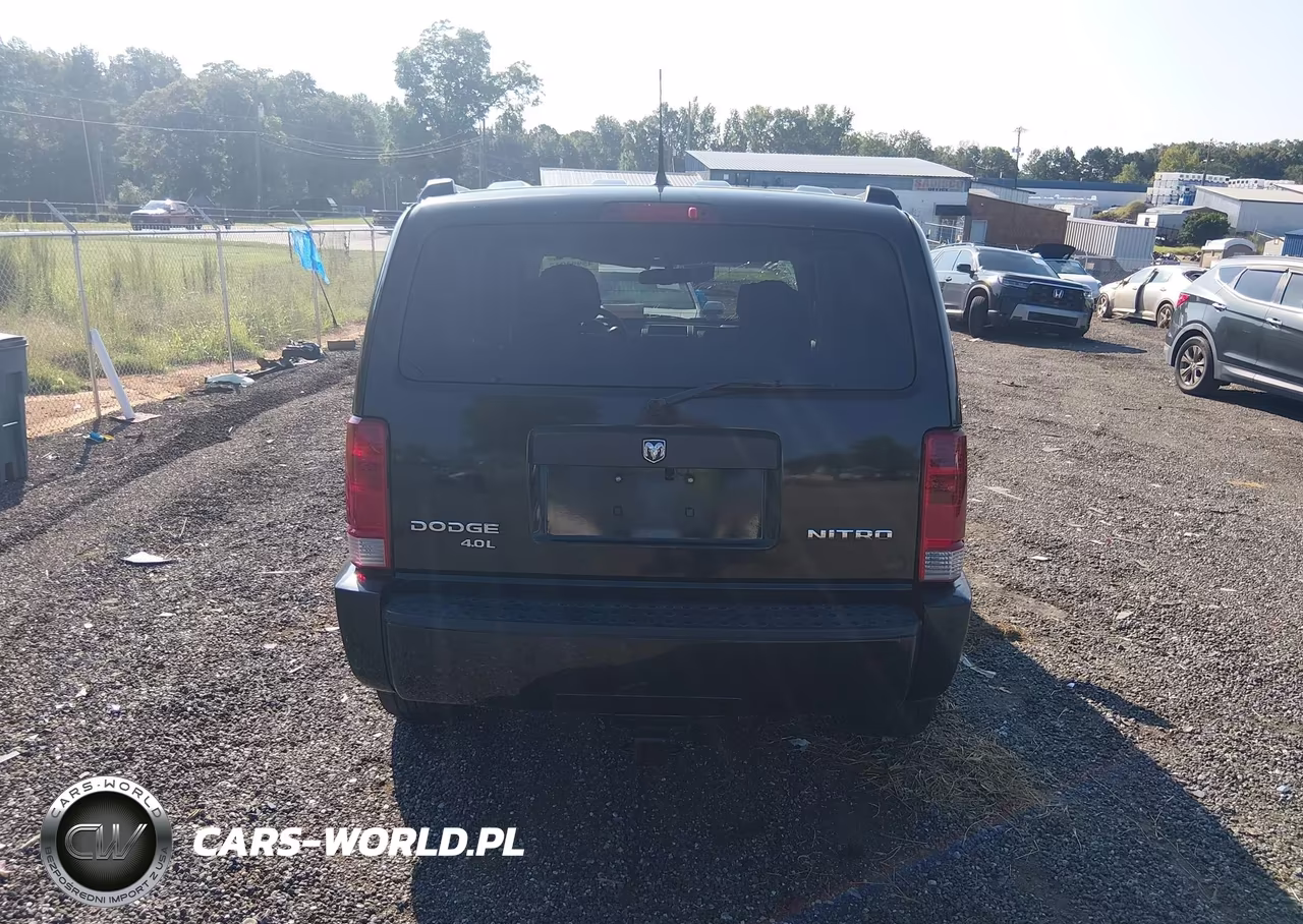 2011 Dodge Nitro Heat VIN:1D4PT4GX4BW500259 - 16