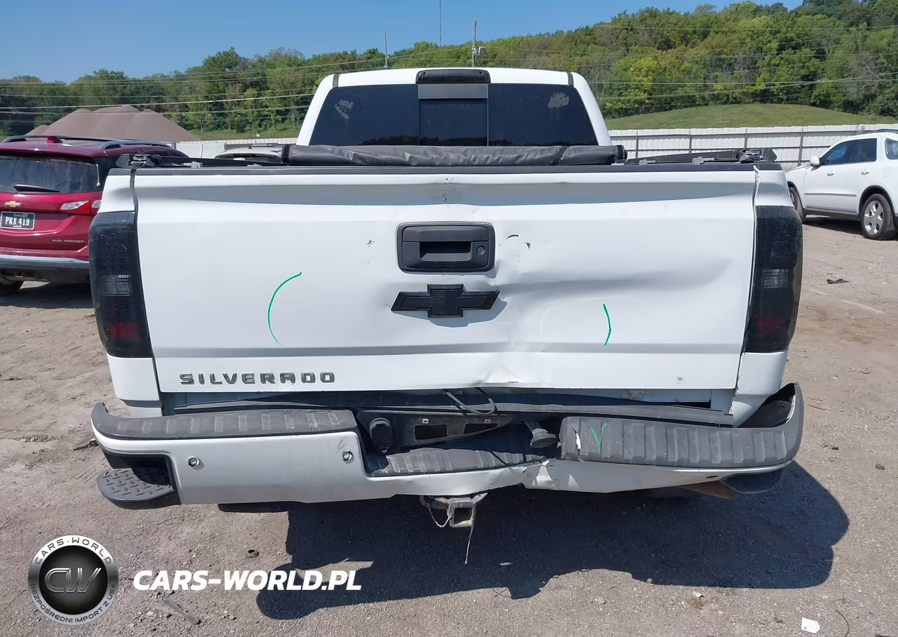 2018 Chevrolet Silverado 1500 2Lt VIN:1GCVKREC9JZ352370 - 16