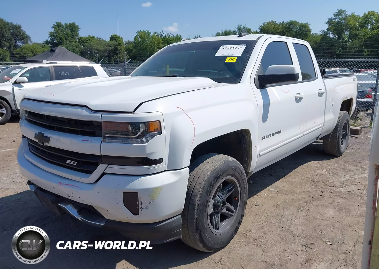 2018 Chevrolet Silverado 1500 2Lt VIN:1GCVKREC9JZ352370 - 2