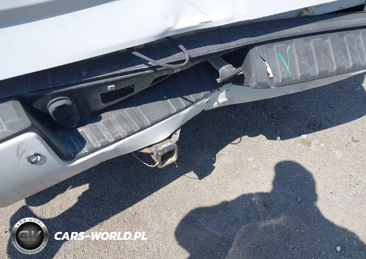 2018 Chevrolet Silverado 1500 2Lt VIN:1GCVKREC9JZ352370 - 6