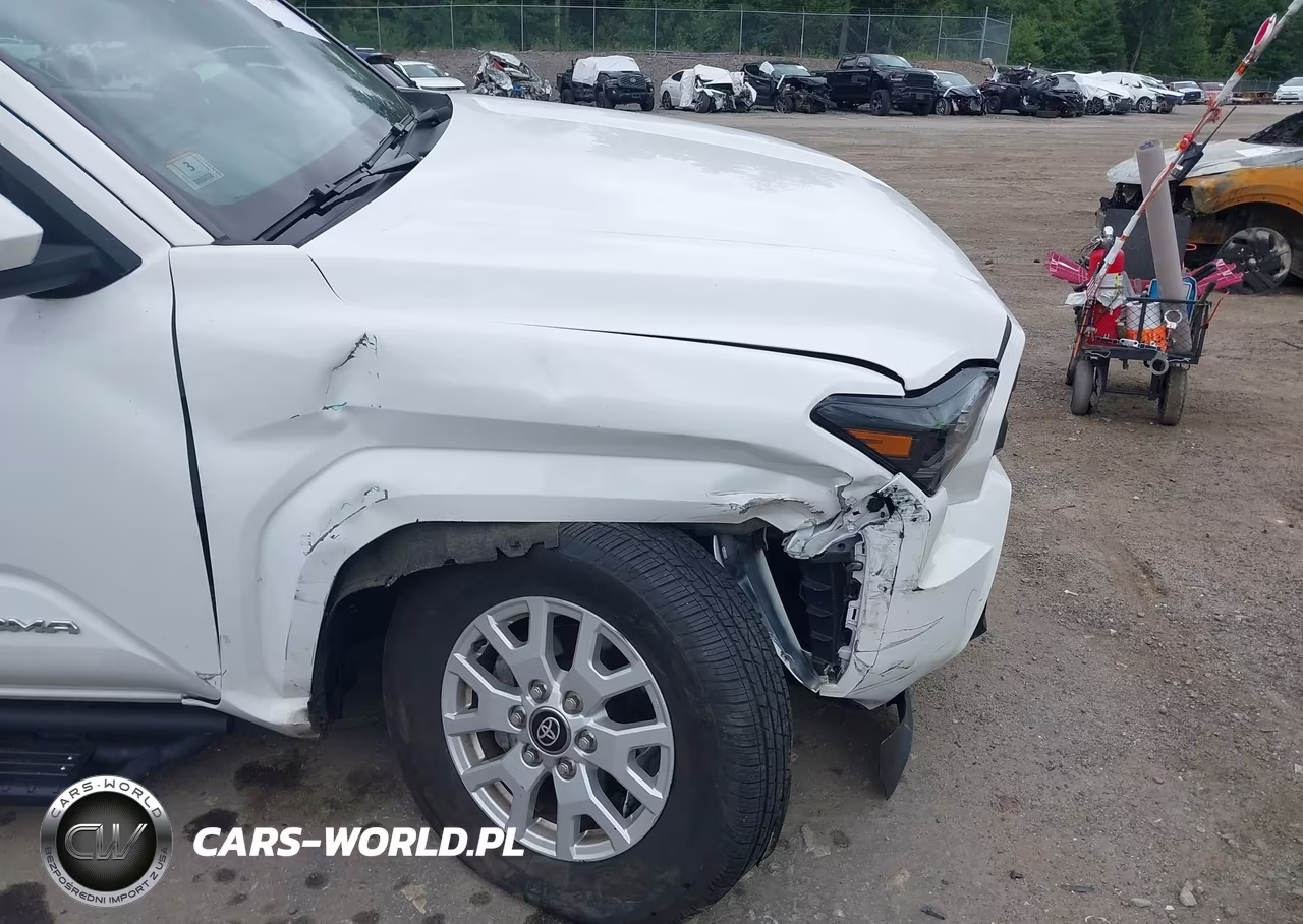 2025 Toyota Tacoma Double Cab-Sr5-Trd Sport-Trd Off Road-Ltd VIN:3TMLB5JN8SM099035 - 17