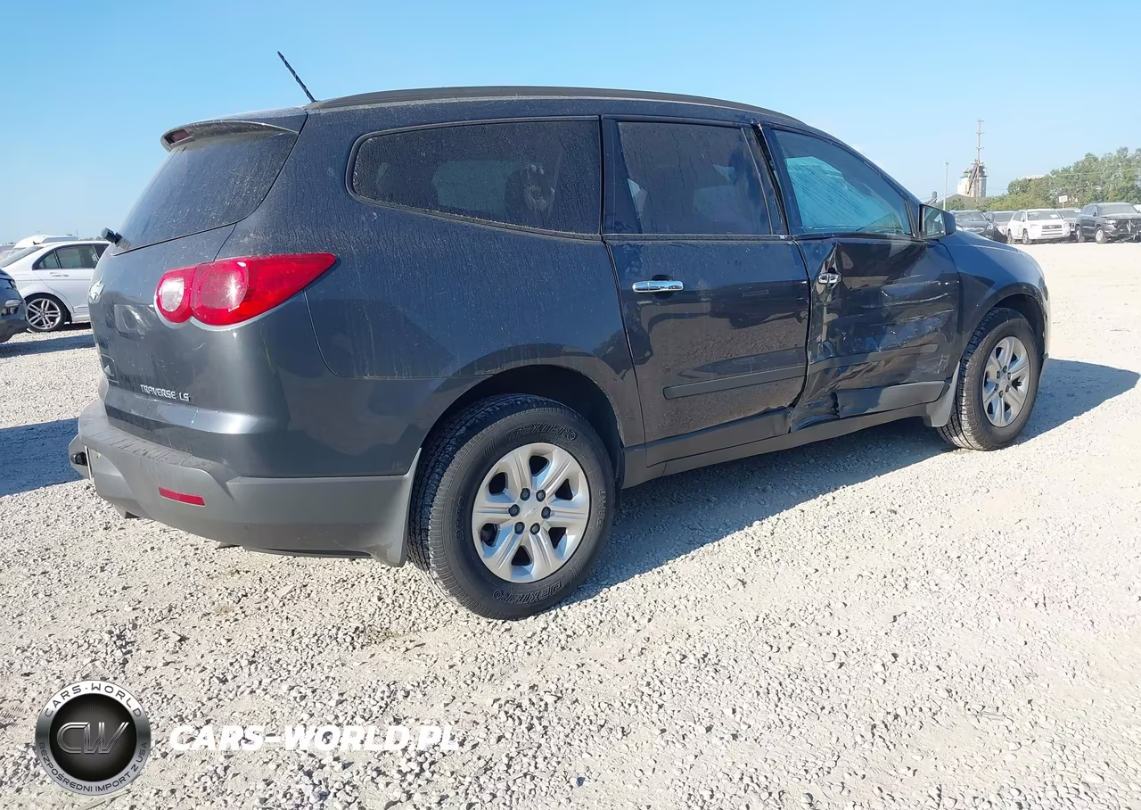 2012 Chevrolet Traverse Ls VIN:1GNKVFED4CJ387232 - 4