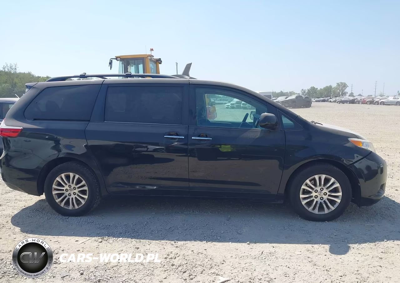 2016 Toyota Sienna Xle 8 Passenger VIN:5TDYK3DC2GS750445 - 14