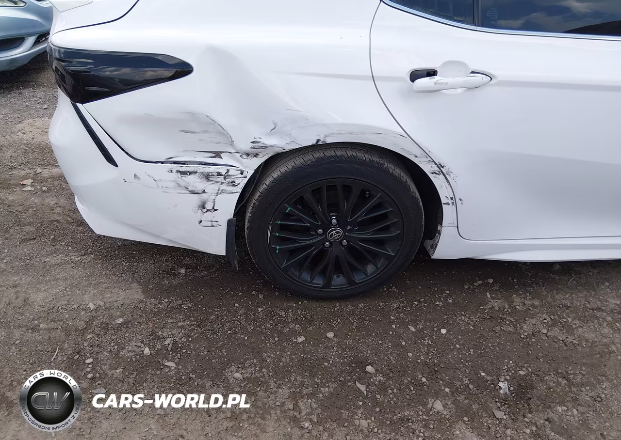 2018 Toyota Camry Se VIN:4T1B11HK8JU084849 - 17