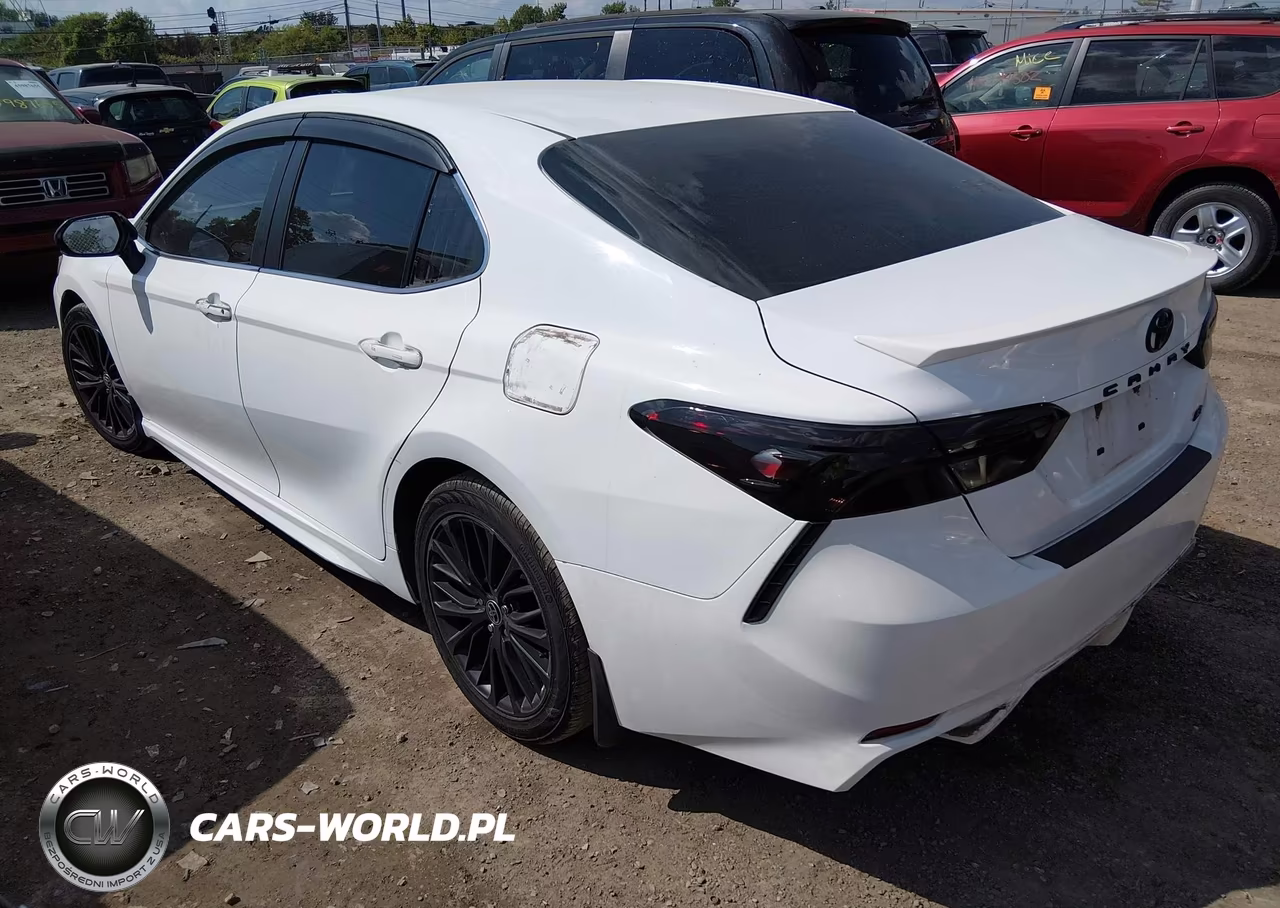 2018 Toyota Camry Se VIN:4T1B11HK8JU084849 - 3