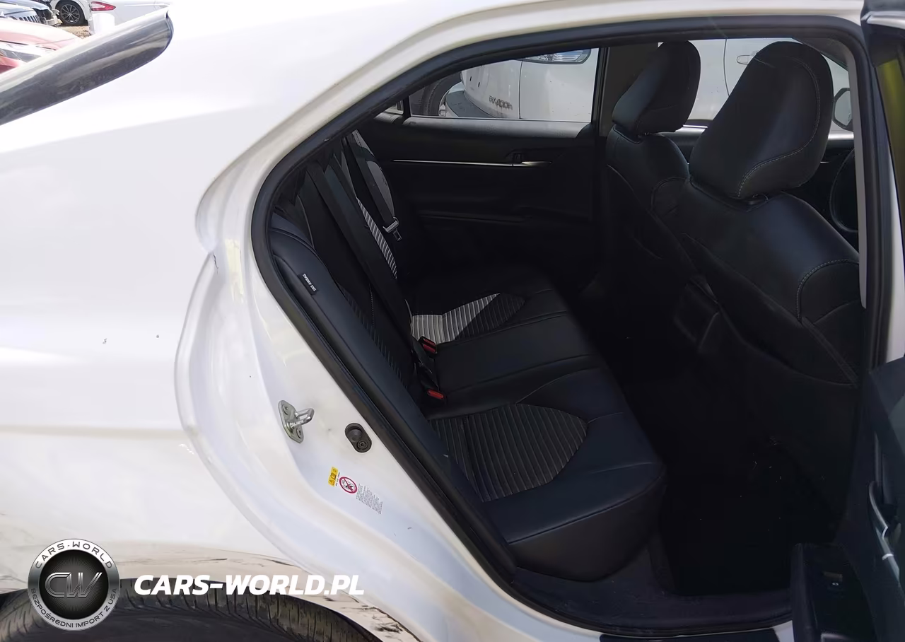 2018 Toyota Camry Se VIN:4T1B11HK8JU084849 - 8