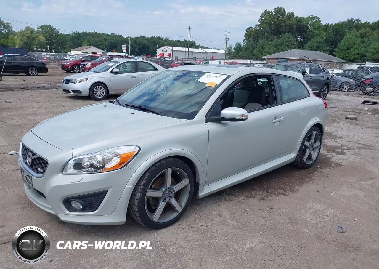 2012 Volvo C30 Platinum-Premier Plus-R-Design-R-Design Platinum-R-Design Premier Plus-T5 VIN:YV1672MK2C2285736 - 2