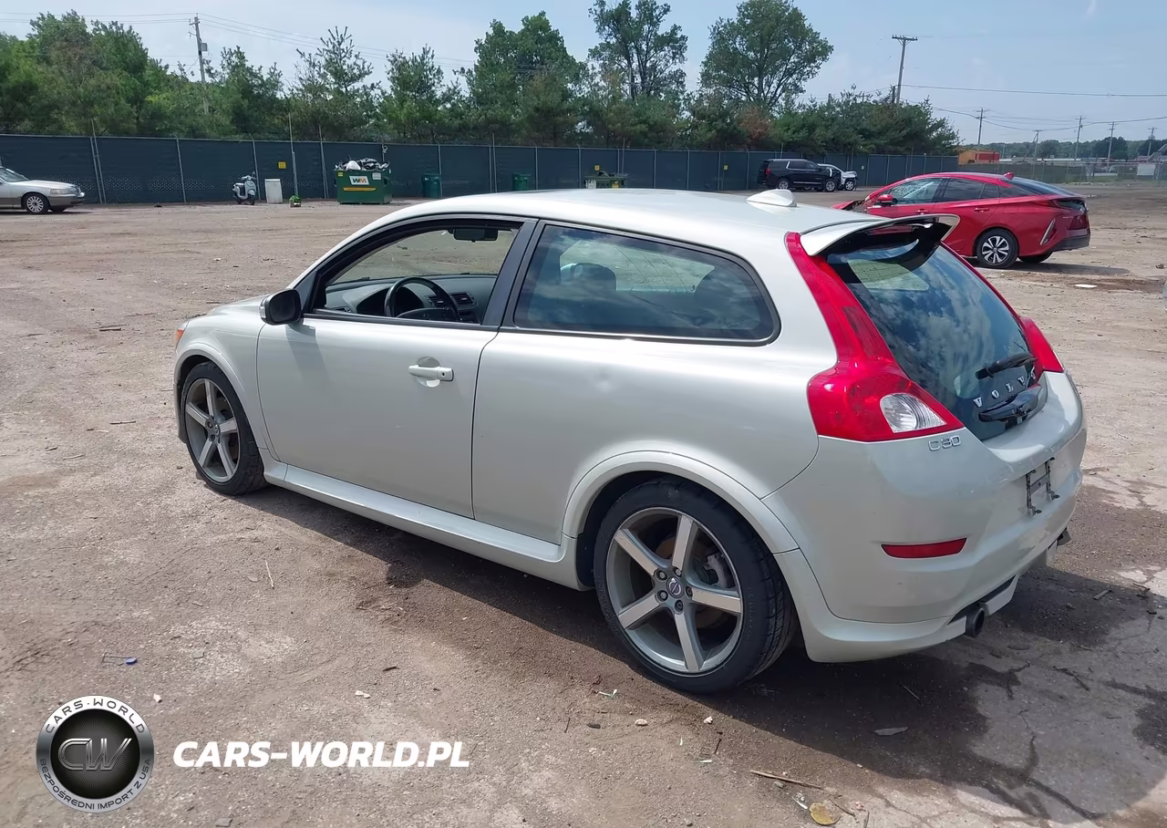 2012 Volvo C30 Platinum-Premier Plus-R-Design-R-Design Platinum-R-Design Premier Plus-T5 VIN:YV1672MK2C2285736 - 3