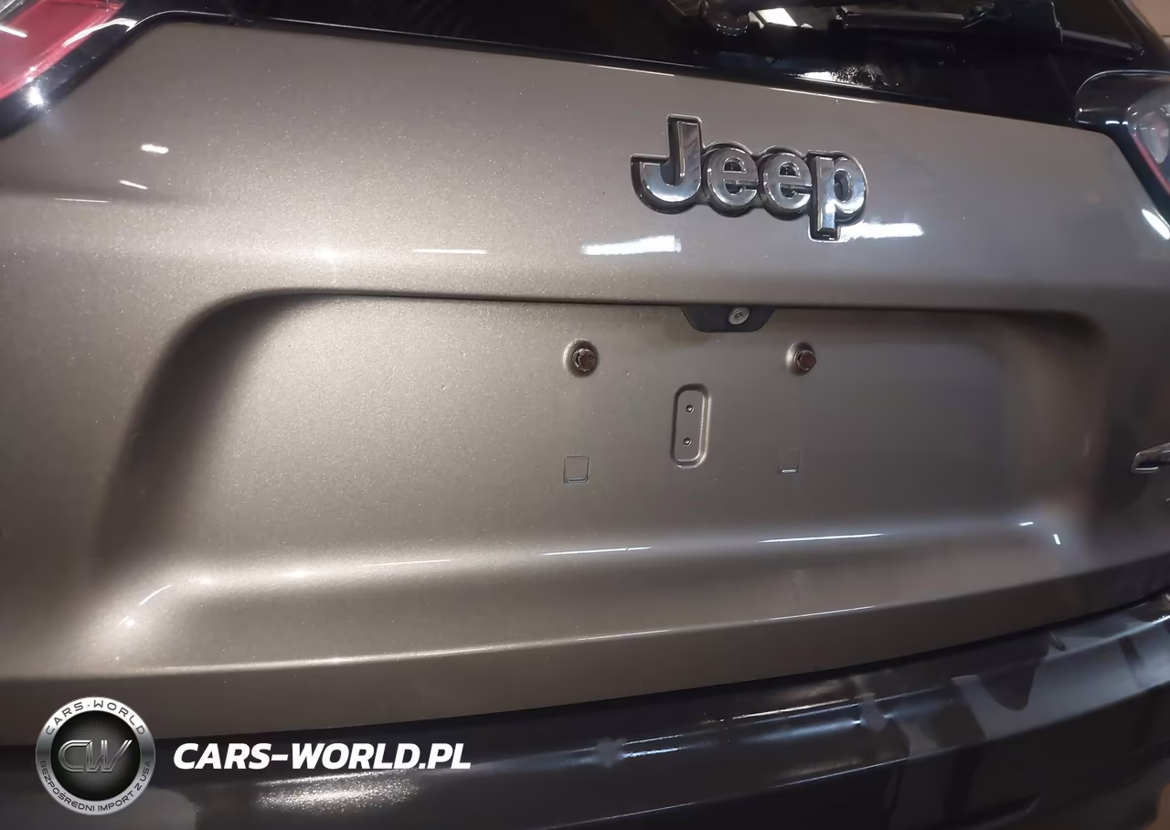 2019 Jeep Cherokee Latitude 4X4 VIN:1C4PJMCB4KD440296 - 14