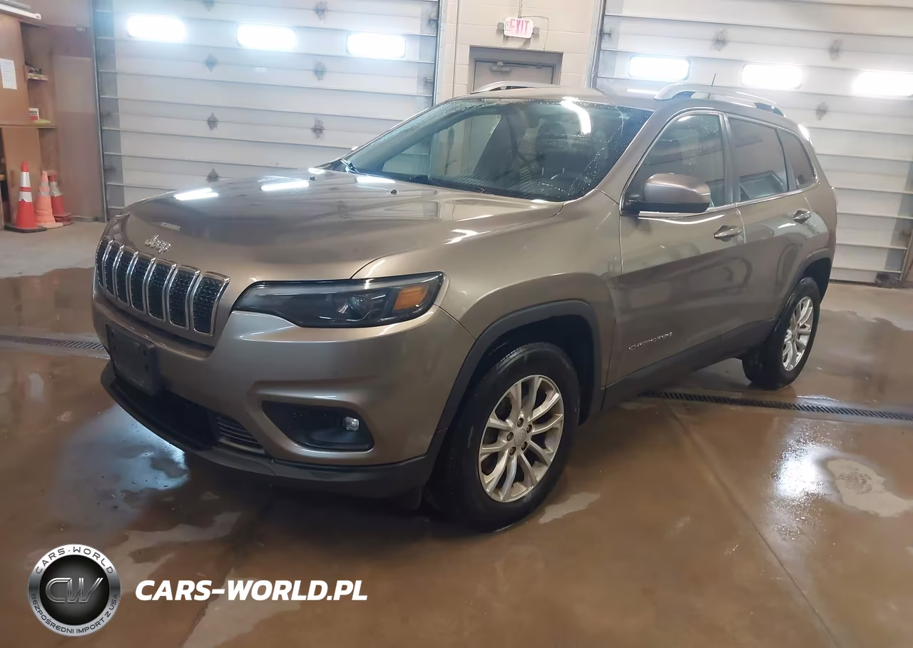2019 Jeep Cherokee Latitude 4X4 VIN:1C4PJMCB4KD440296 - 2