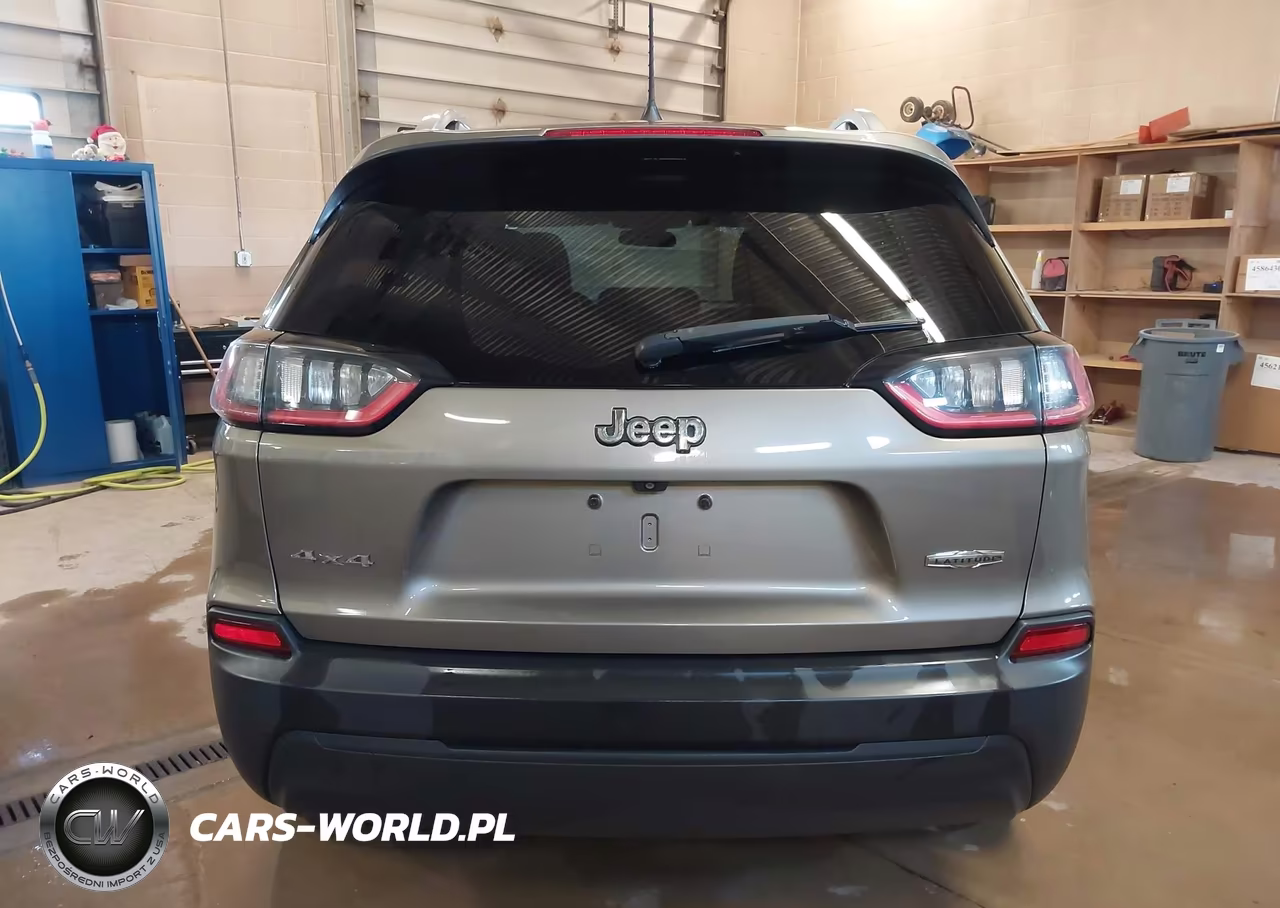 2019 Jeep Cherokee Latitude 4X4 VIN:1C4PJMCB4KD440296 - 21