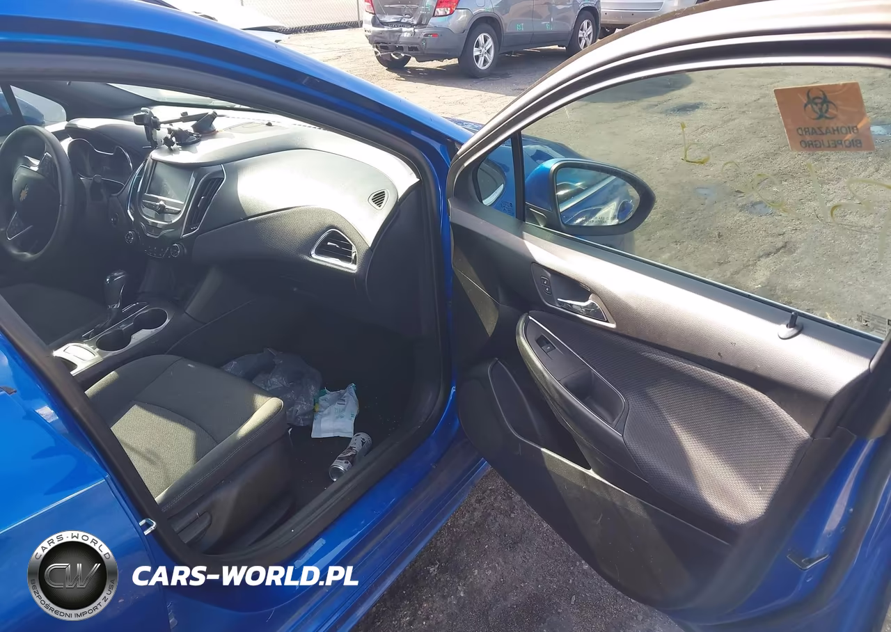 2018 Chevrolet Cruze Lt Auto VIN:3G1BE6SM5JS653505 - 5