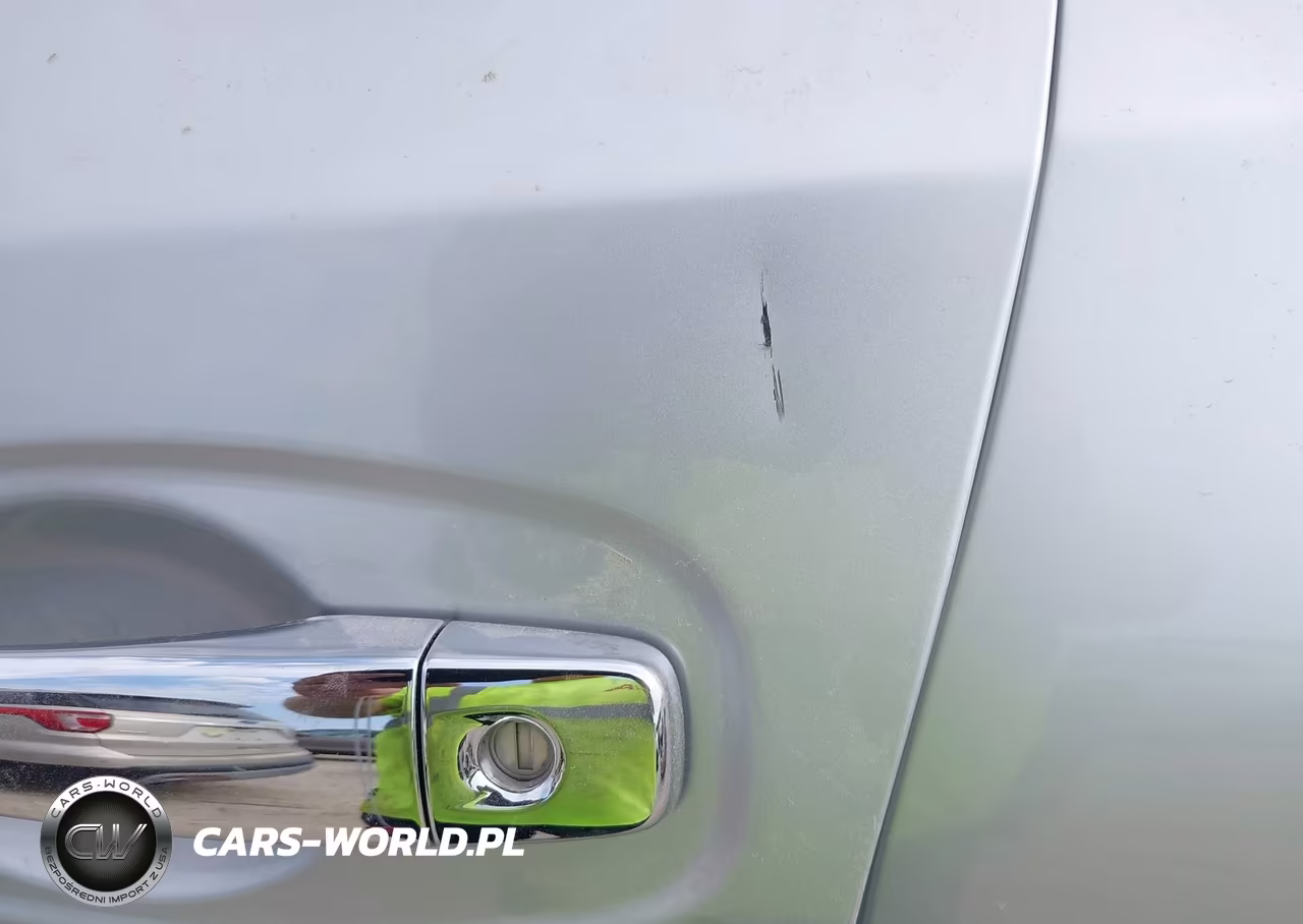 2016 Nissan Rogue S VIN:KNMAT2MV0GP714404 - 16