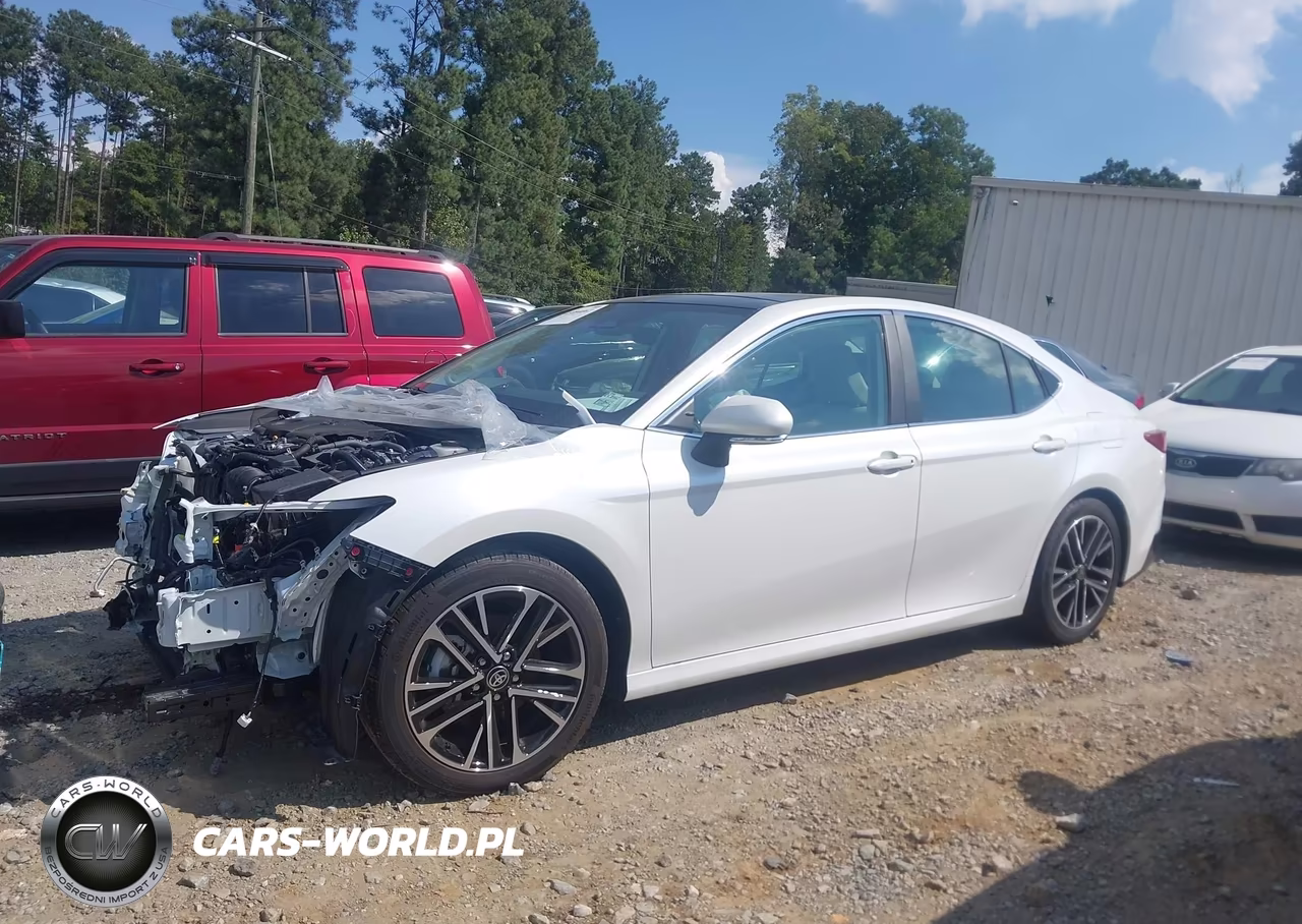2026 Toyota Camry Xle VIN:4T1DAACK4TU691897 - 14