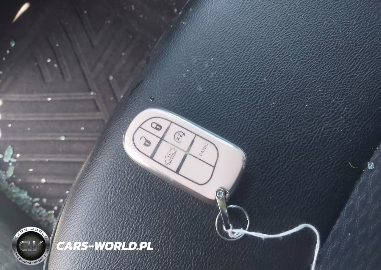 2025 Jeep Compass Latitude 4X4 VIN:3C4NJDBN3ST579817 - 11