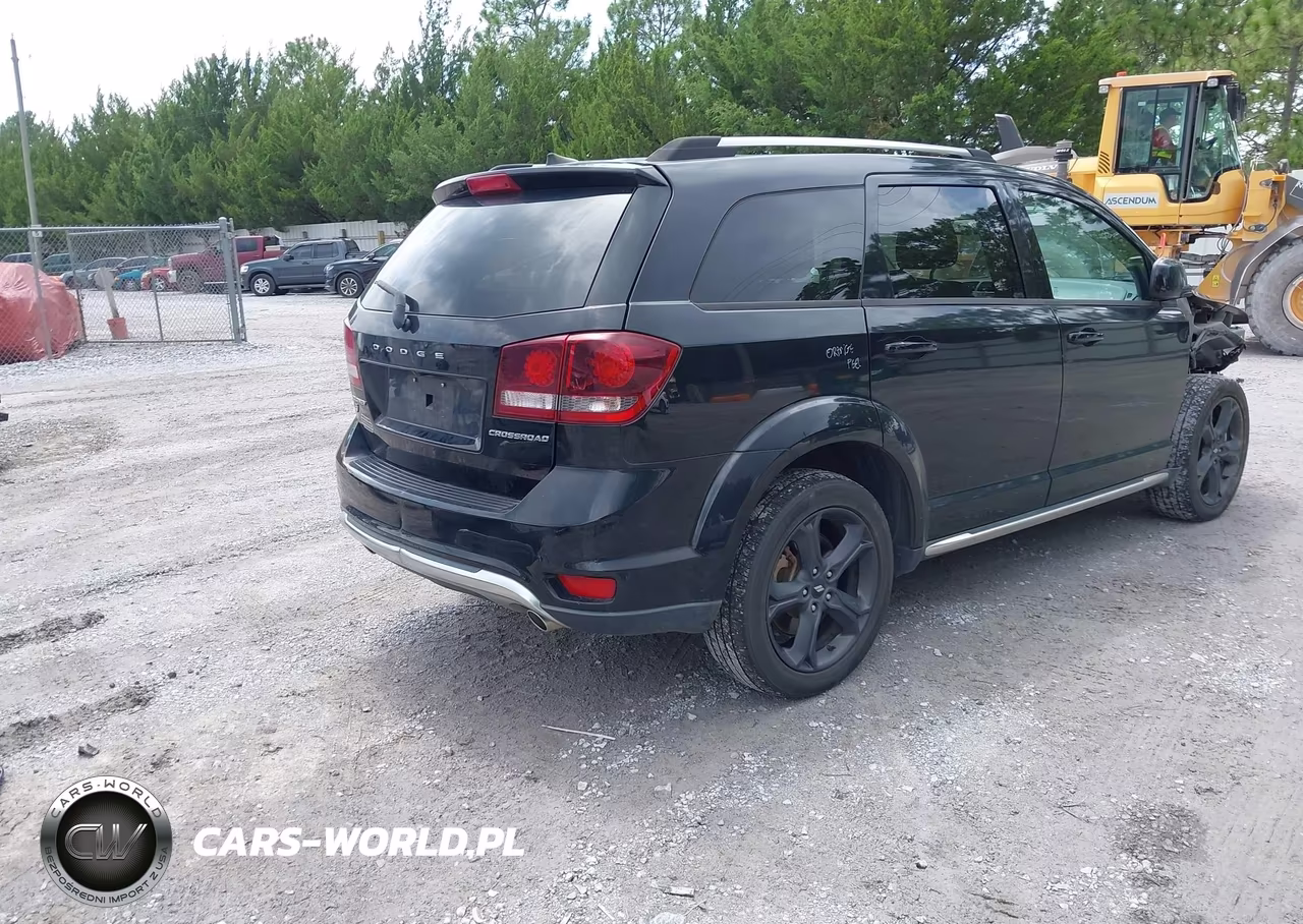 2018 Dodge Journey Crossroad Awd VIN:3C4PDDGG1JT516899 - 4